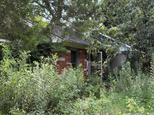 2720 Lovelaceville Florence Station Road, Paducah, KY 42003