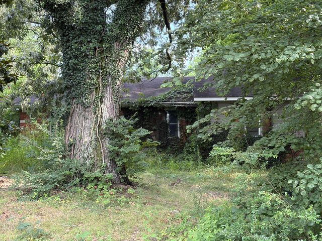 2720 Lovelaceville Florence Station Road, Paducah, KY 42003