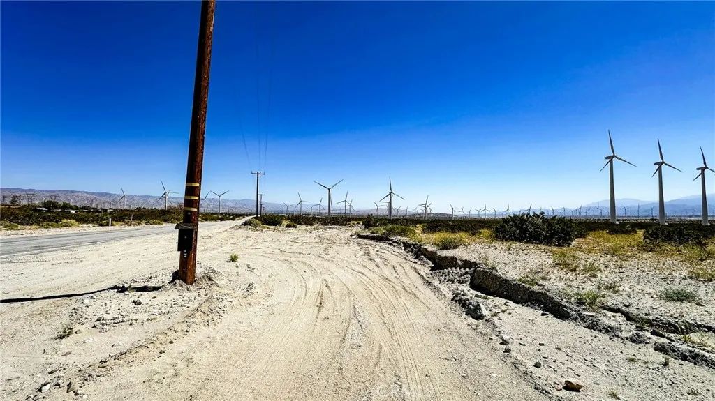 8 Dillon, Desert Hot Springs, CA 92240