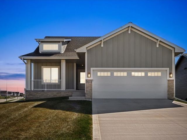 18214 Alpine Drive, Waukee, IA 50325