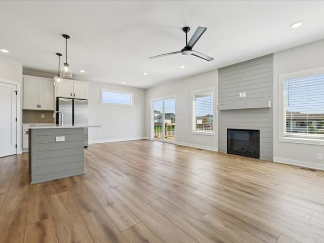 18214 Alpine Drive, Waukee, IA 50325