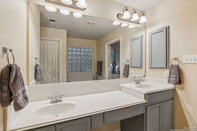 202 Willow Grove, San Antonio, TX 78245