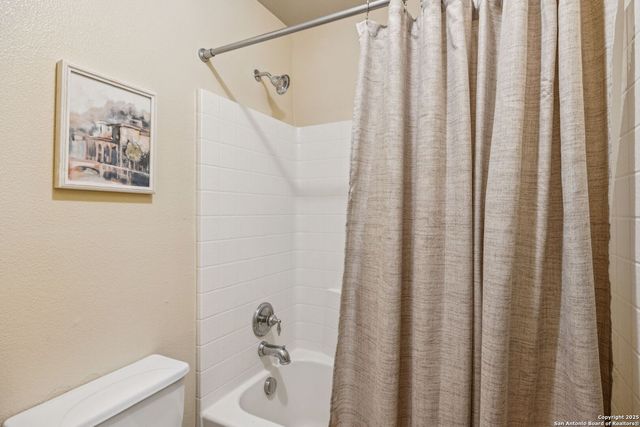 202 Willow Grove, San Antonio, TX 78245