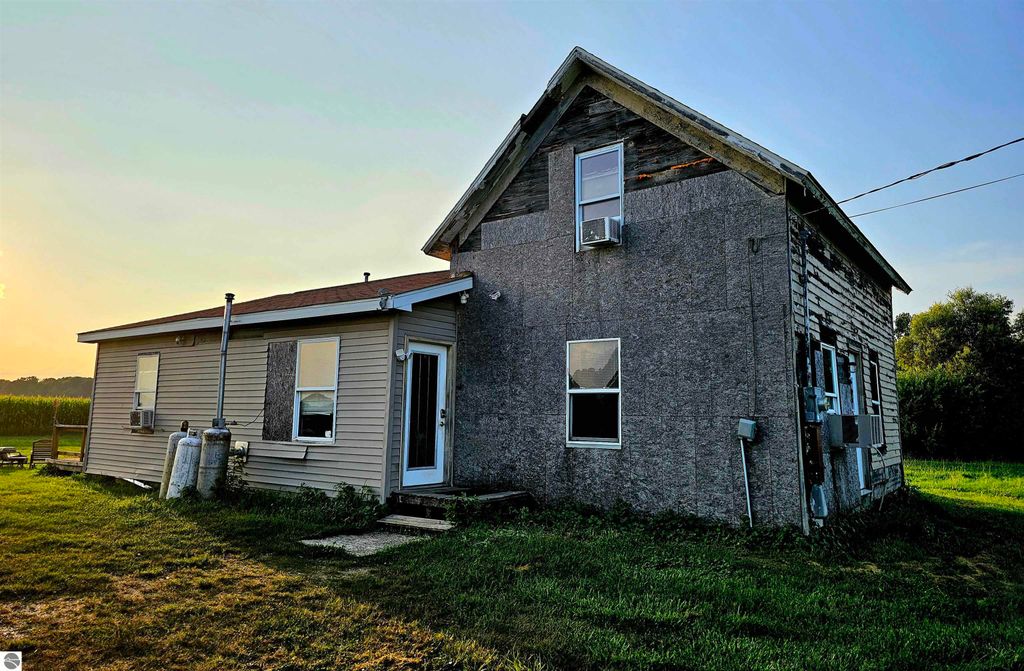 Image 32 of property listing at 11465 N Begole Road, St Louis, MI 48880