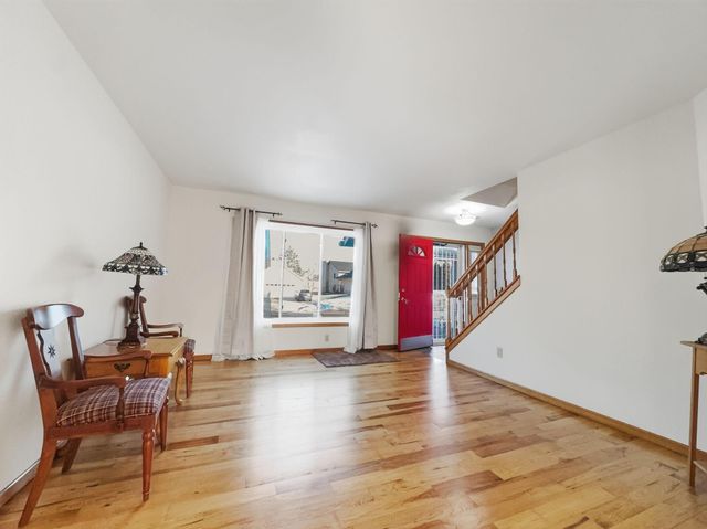 2610 Hydram Avenue N, Oakdale, MN 55128