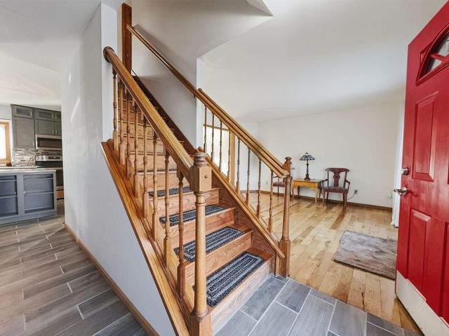 2610 Hydram Avenue N, Oakdale, MN 55128