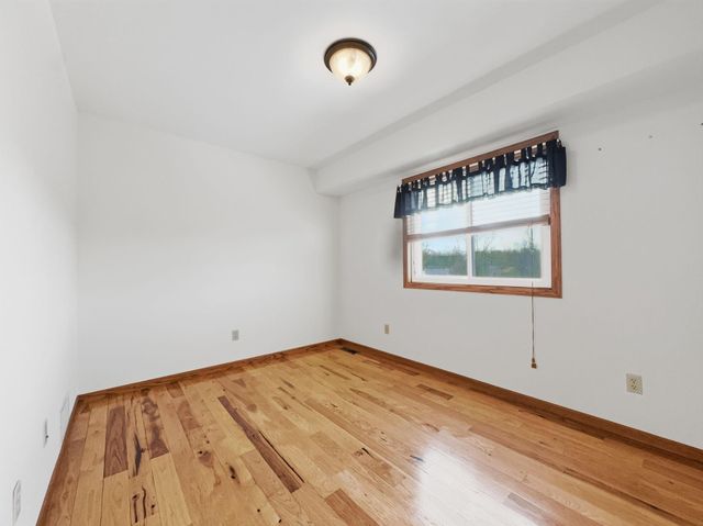 2610 Hydram Avenue N, Oakdale, MN 55128