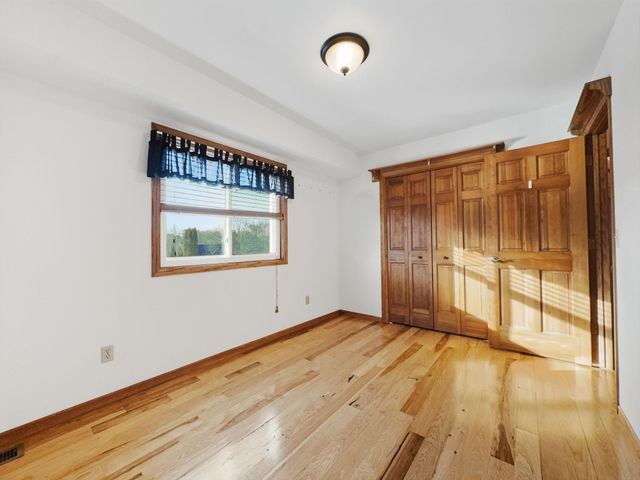 2610 Hydram Avenue N, Oakdale, MN 55128