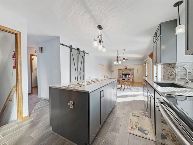 2610 Hydram Avenue N, Oakdale, MN 55128