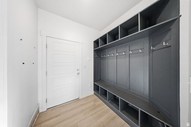 4799 E BREEZY PATCH RD, Eagle Mountain, UT 84005