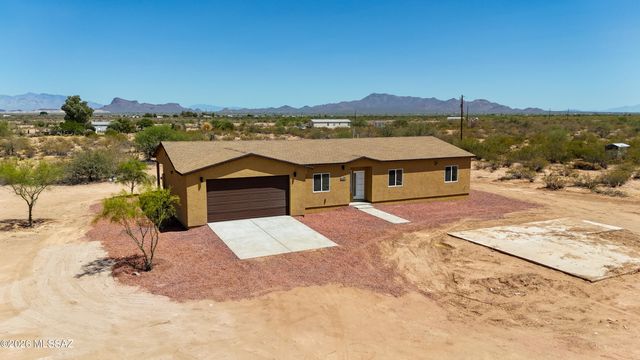 8050 N Shadows Desert Lane, Marana, AZ 85653