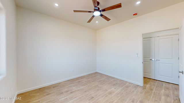 8050 N Shadows Desert Lane, Marana, AZ 85653