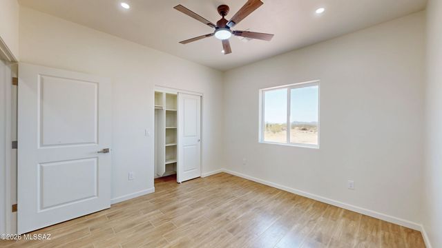 8050 N Shadows Desert Lane, Marana, AZ 85653