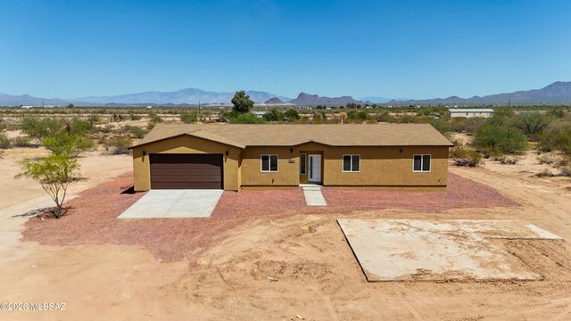 8050 N Shadows Desert Lane, Marana, AZ 85653