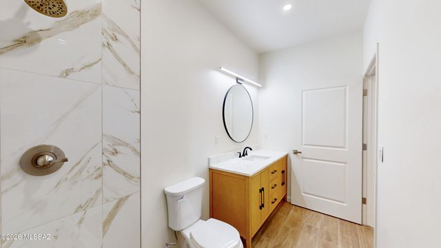 8050 N Shadows Desert Lane, Marana, AZ 85653