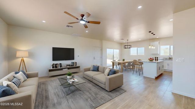 8050 N Shadows Desert Lane, Marana, AZ 85653