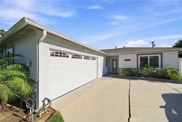16244 Londelius, Los Angeles, CA 91343