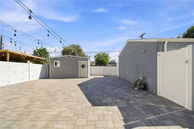 16244 Londelius, Los Angeles, CA 91343