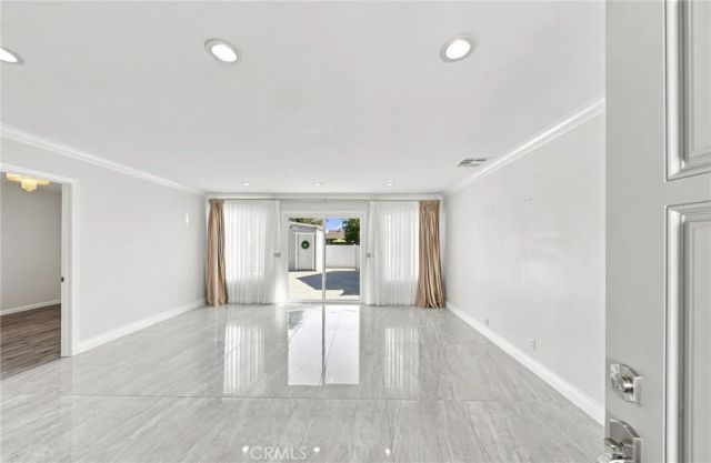 16244 Londelius, Los Angeles, CA 91343