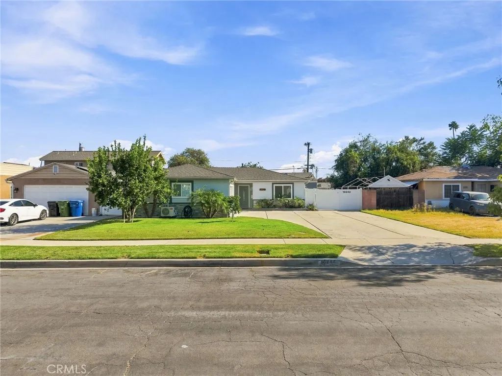 16244 Londelius, Los Angeles, CA 91343