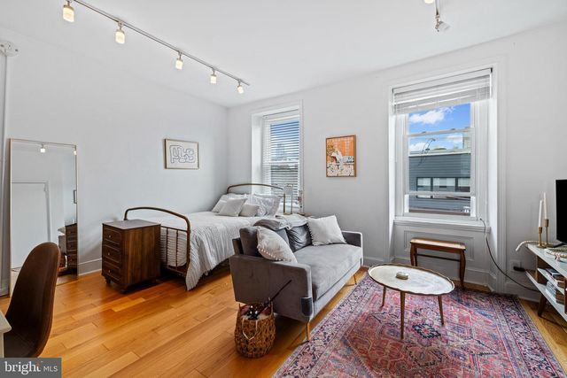 726 S 19TH ST, Philadelphia, PA 19146