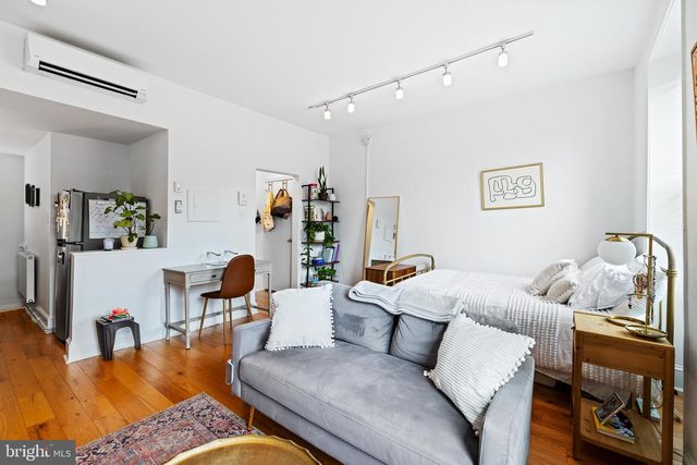 726 S 19TH ST, Philadelphia, PA 19146