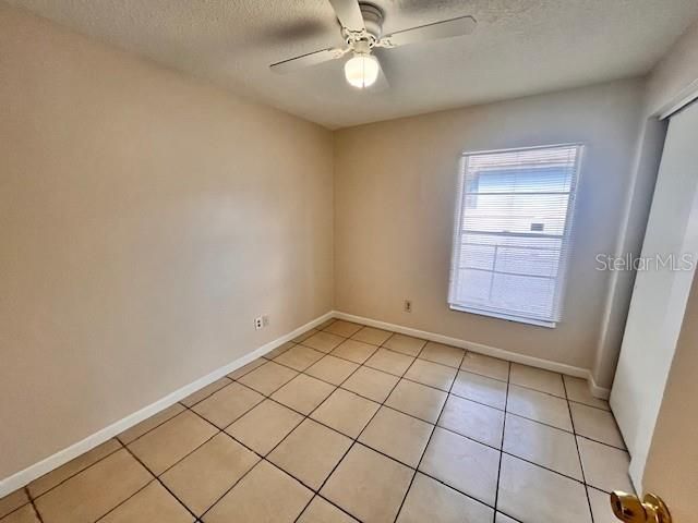 8518 N LYNN AVENUE, Tampa, FL 33604