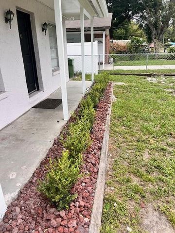 8518 N LYNN AVENUE, Tampa, FL 33604