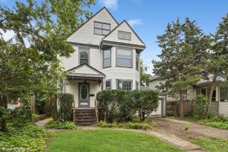 121 N Kensington Avenue, La Grange, IL 60525