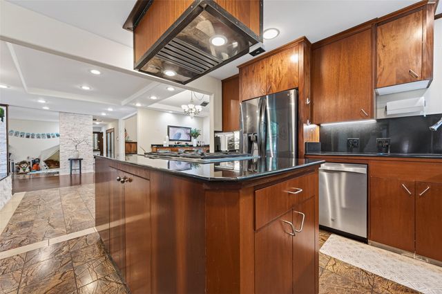 16914 Creeksouth Road, Houston, TX 77068