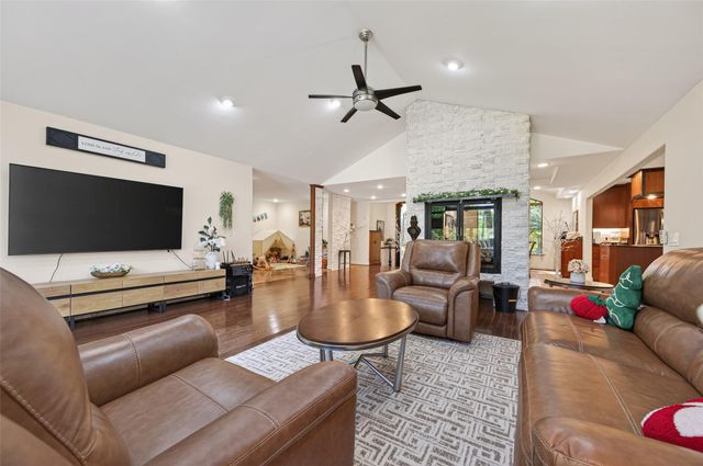 16914 Creeksouth Road, Houston, TX 77068