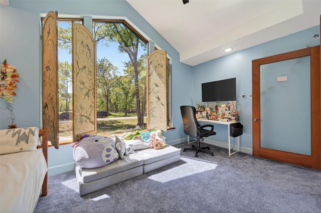 16914 Creeksouth Road, Houston, TX 77068