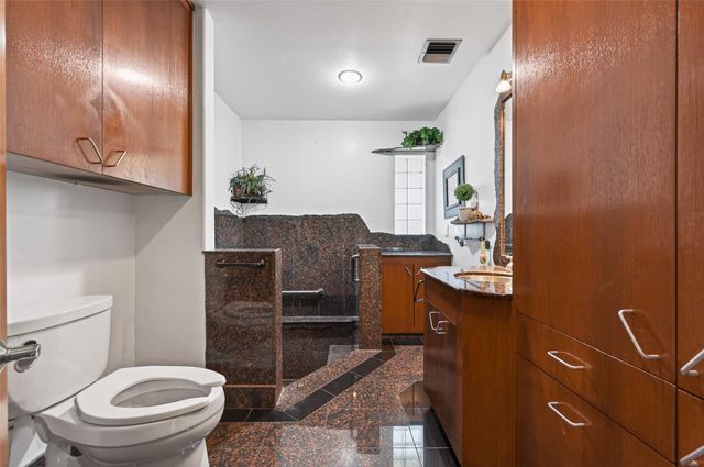 16914 Creeksouth Road, Houston, TX 77068