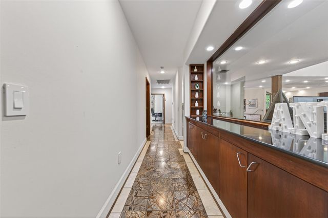 16914 Creeksouth Road, Houston, TX 77068