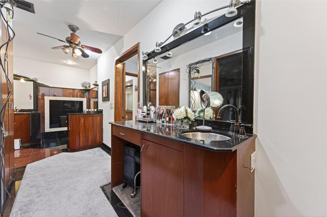 16914 Creeksouth Road, Houston, TX 77068