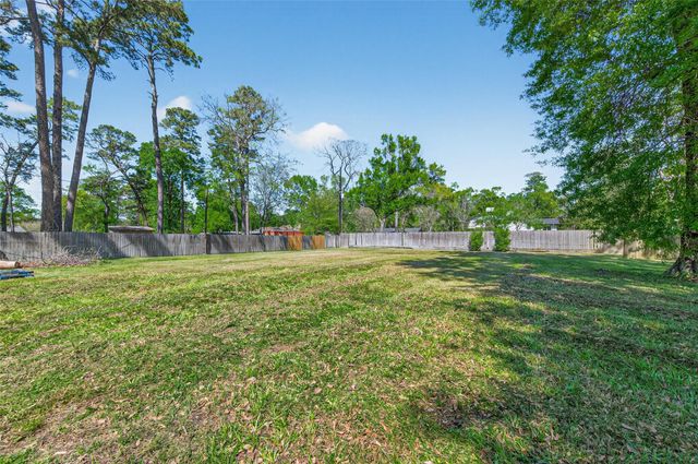 16914 Creeksouth Road, Houston, TX 77068