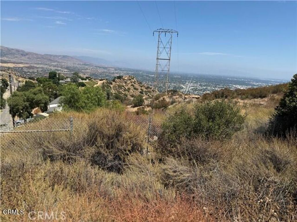 7821 Mesa Drive, Simi Valley, CA 93063