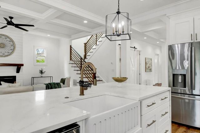 1442 Mercer Ave, College Park, GA 30337