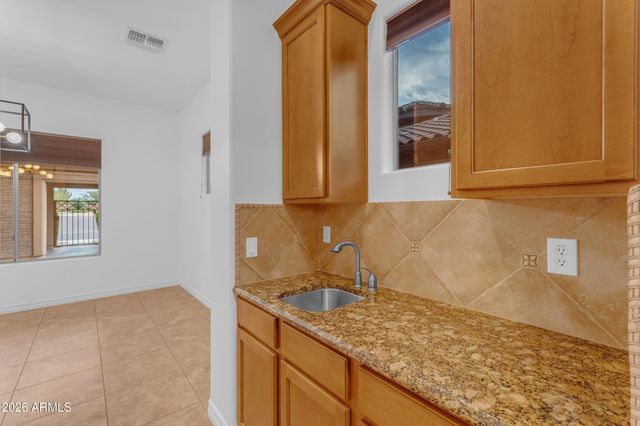 40 W TONTO Drive, Chandler, AZ 85248