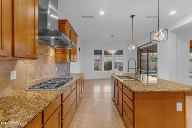 40 W TONTO Drive, Chandler, AZ 85248