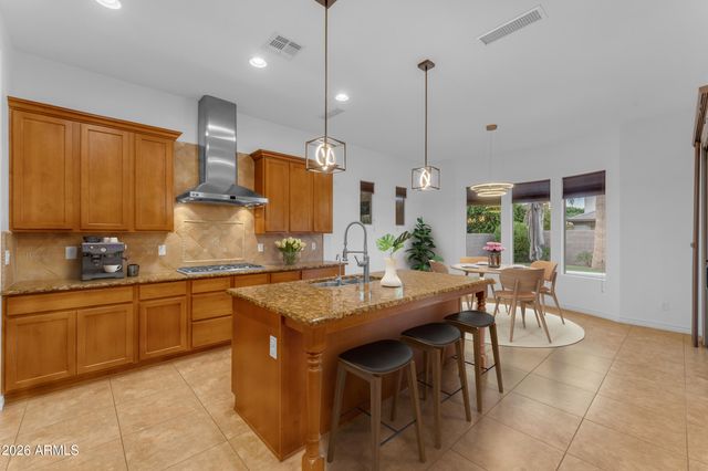 40 W TONTO Drive, Chandler, AZ 85248