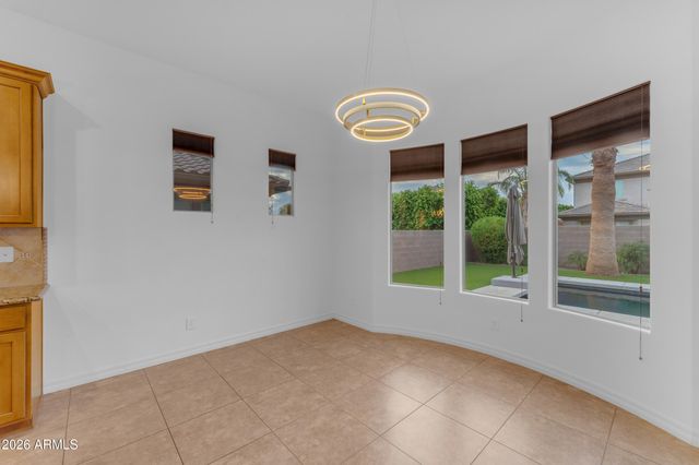 40 W TONTO Drive, Chandler, AZ 85248