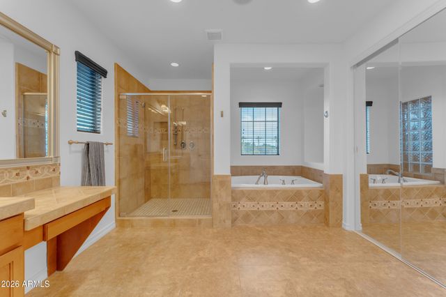 40 W TONTO Drive, Chandler, AZ 85248
