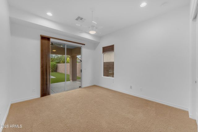 40 W TONTO Drive, Chandler, AZ 85248