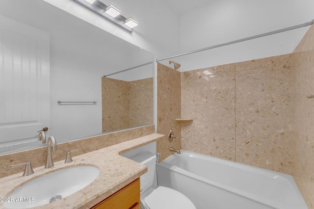 40 W TONTO Drive, Chandler, AZ 85248
