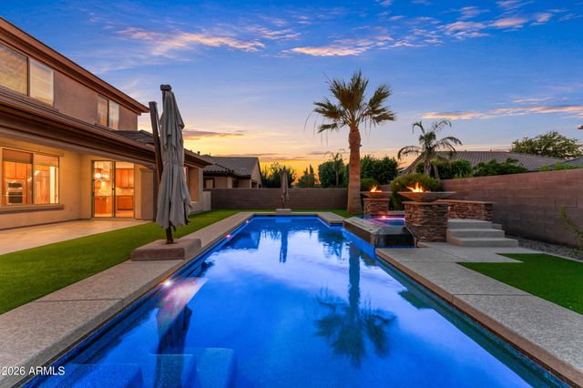 40 W TONTO Drive, Chandler, AZ 85248