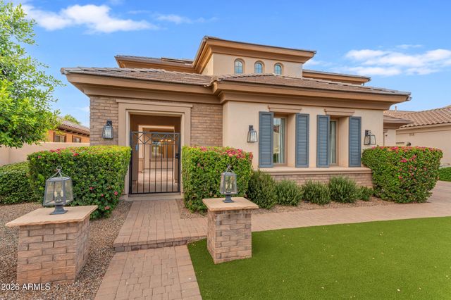 40 W TONTO Drive, Chandler, AZ 85248