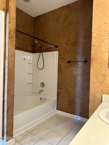 5880 SANDSTONE Way, Jacksonville, FL 32258