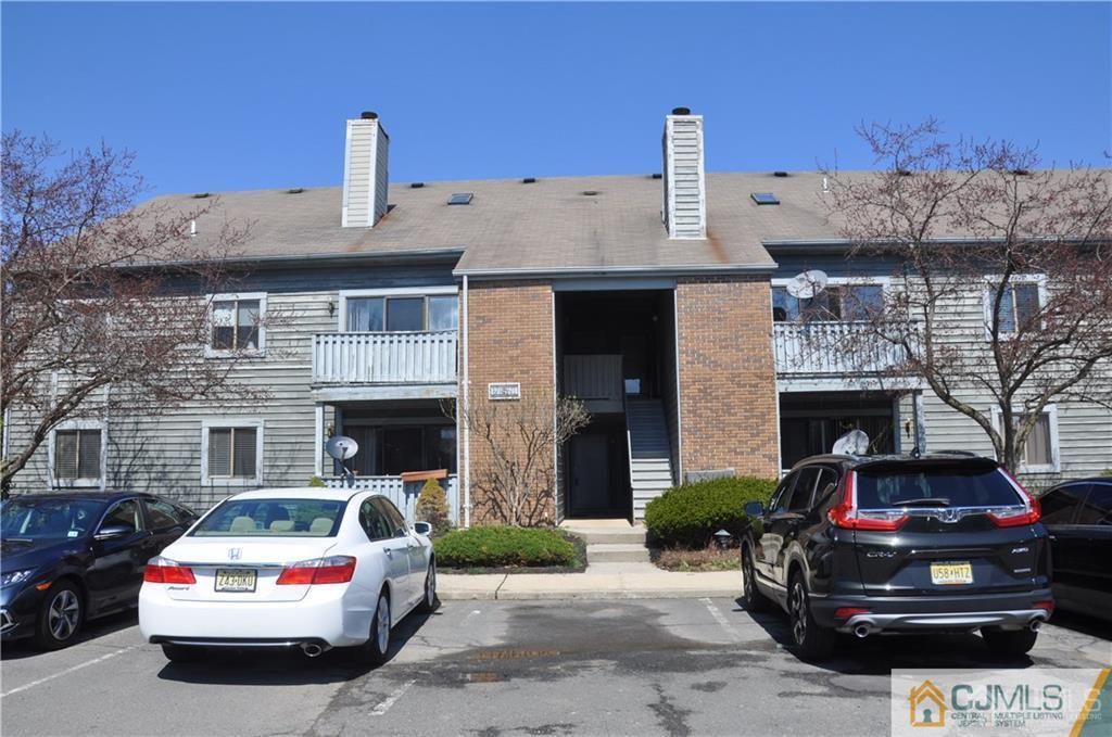 8203 Tamarron Drive, Plainsboro, NJ 08536