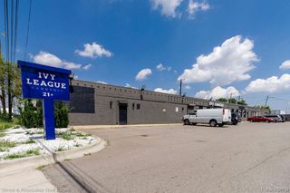 465 S Schaefer Highway, Detroit, MI 48217